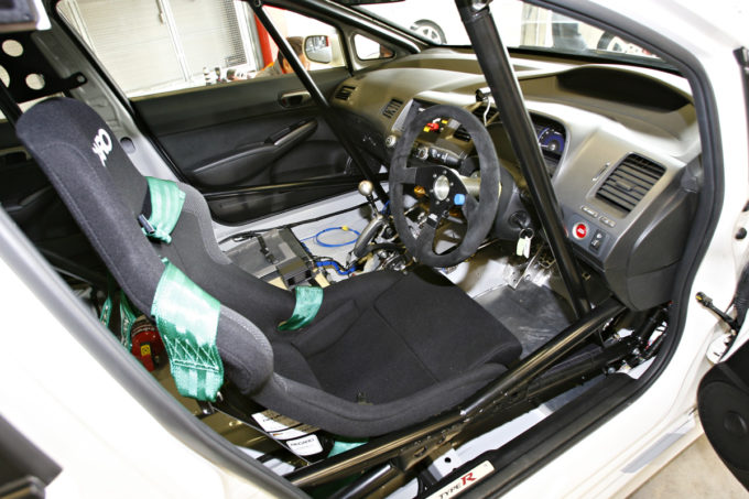 今さら聞けない クルマのなかに張り巡らされた ロールケージ って何 自動車情報 ニュース Web Cartop 今さら聞けない クルマのなかに張り巡らされた ロールケージ って何 自動車情報 ニュース Web Cartop