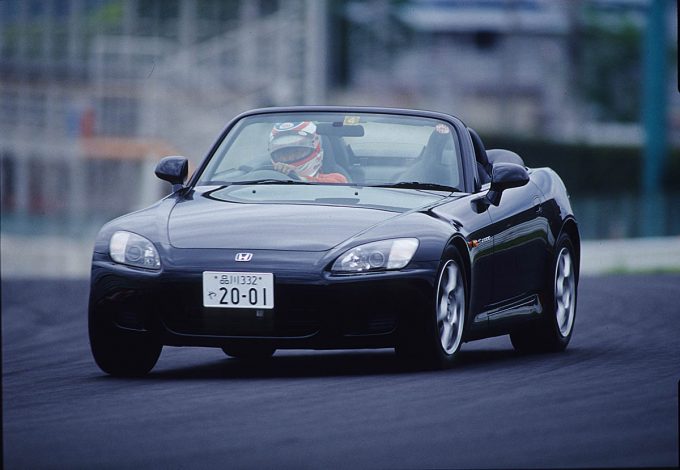 【ニッポンの名車】あり得ないほど贅沢な専用設計！　FRオープンスポーツ・ホンダS2000