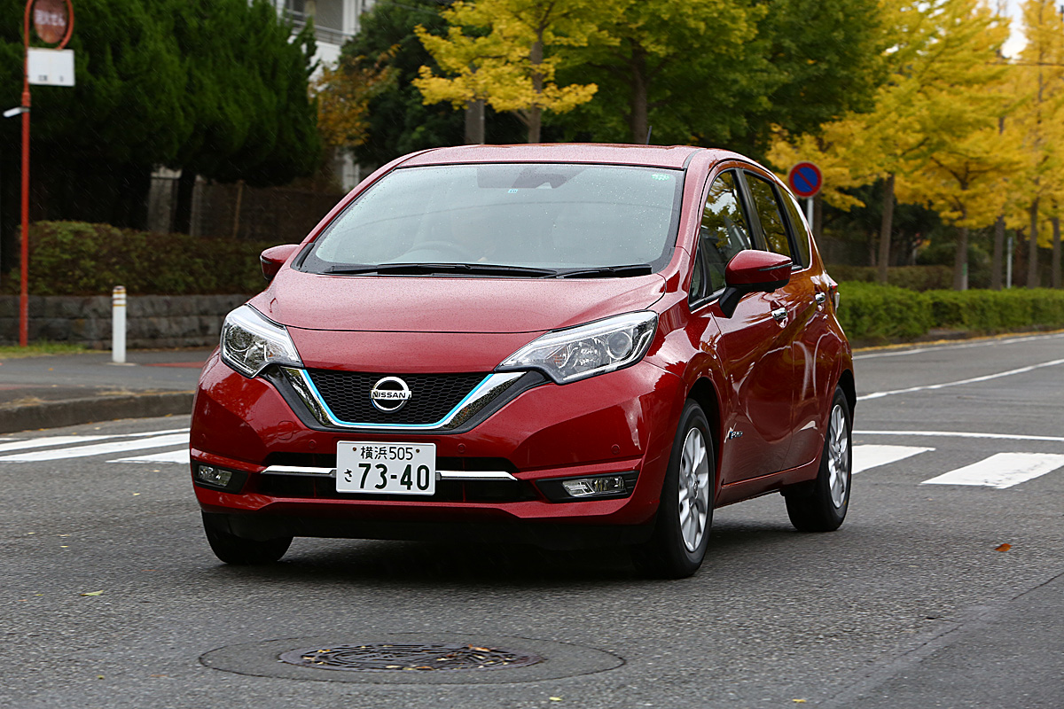 ライバル比較 激売れ日産ノートとトヨタ アクアはどっちが買いか 自動車情報 ニュース Web Cartop ライバル比較 激売れ日産ノートとトヨタ アクアはどっちが買いか 自動車情報 ニュース Web Cartop