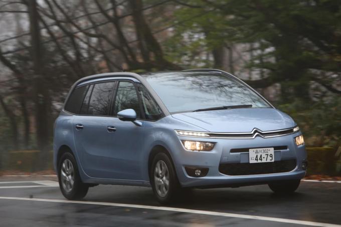 意外と知らない ガラスルーフのメリットとは 自動車情報 ニュース Web Cartop 意外と知らない ガラスルーフのメリットとは 自動車情報 ニュース Web Cartop