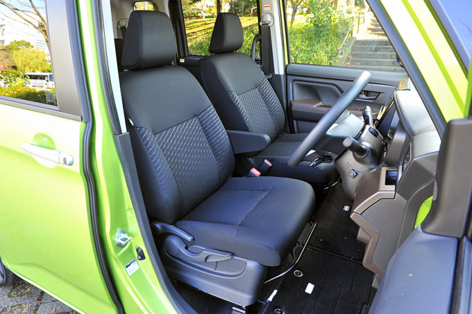 試乗 使い勝手抜群 ダイハツ トール トヨタ タンク ルーミー 自動車情報 ニュース Web Cartop 2ページ目