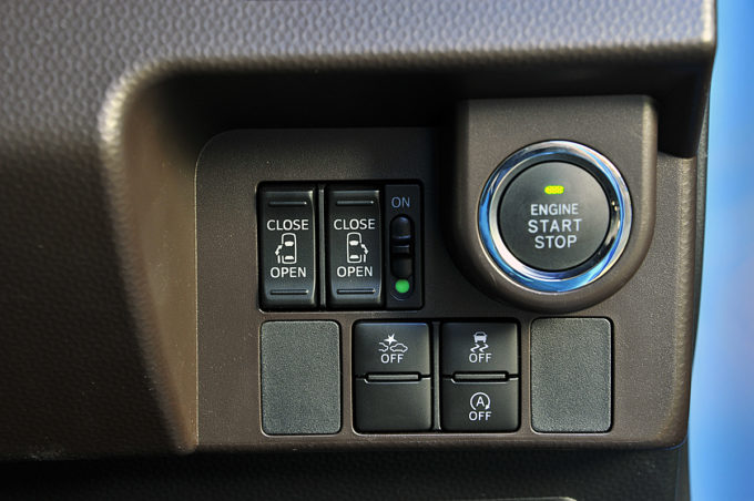試乗 使い勝手抜群 ダイハツ トール トヨタ タンク ルーミー 自動車情報 ニュース Web Cartop 試乗 使い勝手抜群 ダイハツ トール トヨタ タンク ルーミー 自動車情報 ニュース Web Cartop