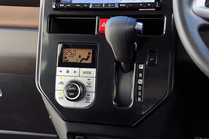 画像ギャラリー 試乗 使い勝手抜群 ダイハツ トール トヨタ タンク ルーミー 画像5 自動車情報 ニュース Web Cartop 画像ギャラリー 試乗 使い勝手抜群 ダイハツ トール トヨタ タンク ルーミー 画像5 自動車情報 ニュース Web Cartop