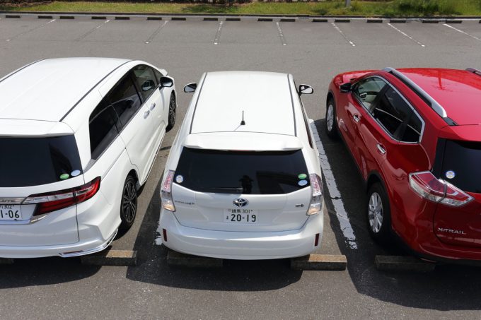 駐車が苦手なひとは アウト イン アウト を意識する 自動車情報 ニュース Web Cartop