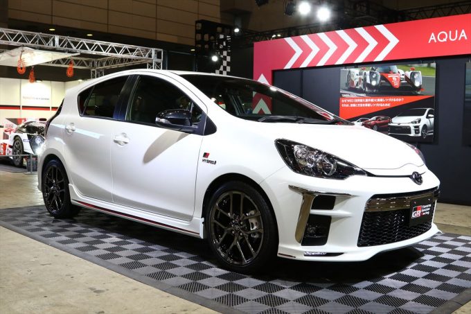 画像ギャラリー オートサロン17 速報 トヨタgazoo Racingのホットハッチ2台 ヴィッツtgr アクアtgr 画像7 自動車情報 ニュース Web Cartop