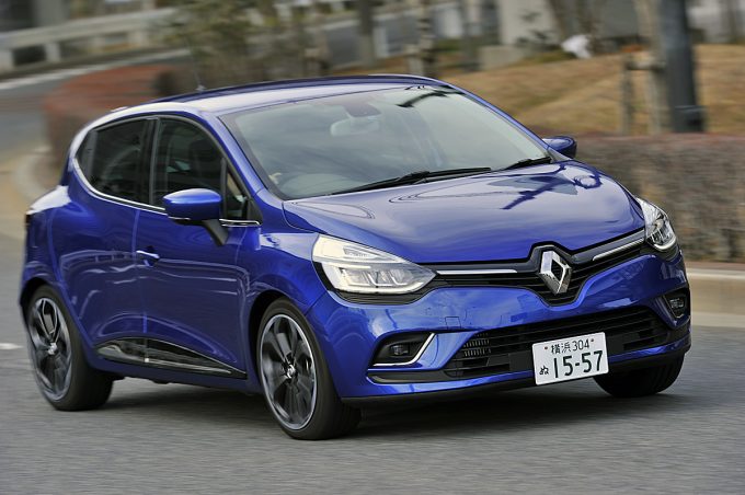 試乗 欧州2位の走りは伊達じゃない ルノー ルーテシアmcモデルの実力 自動車情報 ニュース Web Cartop 4ページ目 試乗 欧州2位の走りは伊達じゃない ルノー ルーテシアmcモデルの実力 自動車情報 ニュース Web Cartop 4ページ目