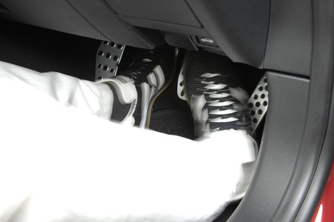 今さら聞けない クルマ好きが言う ヒール トゥ ってどんなテクニック 自動車情報 ニュース Web Cartop 3ページ目