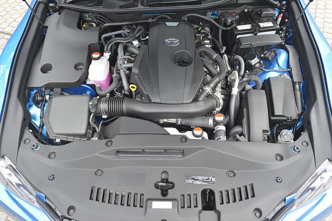 疑問 クルマのエンジンは水がかかっても大丈夫 自動車情報 ニュース Web Cartop 疑問 クルマのエンジンは水がかかっても大丈夫 自動車情報 ニュース Web Cartop