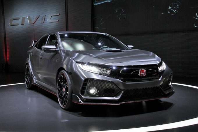 大阪オートメッセ17 名車シビックが3台揃って夏に復活する 自動車情報 ニュース Web Cartop