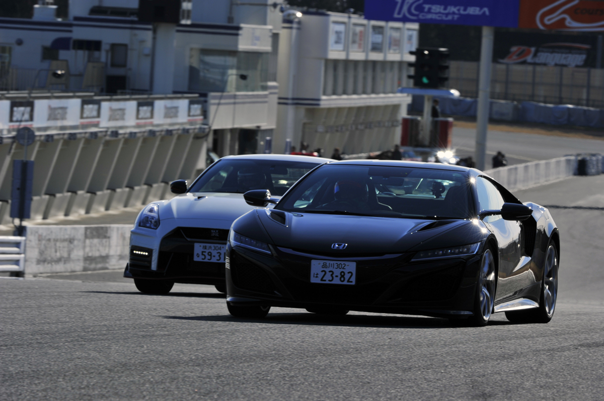 Carトップtv第7回 ホンダnsx Vs 日産gt Rニスモ 土屋圭市 中谷明彦が本気バトル 自動車情報 ニュース Web Cartop Carトップtv第7回 ホンダnsx Vs 日産gt Rニスモ 土屋圭市 中谷明彦が本気バトル 自動車情報 ニュース Web Cartop