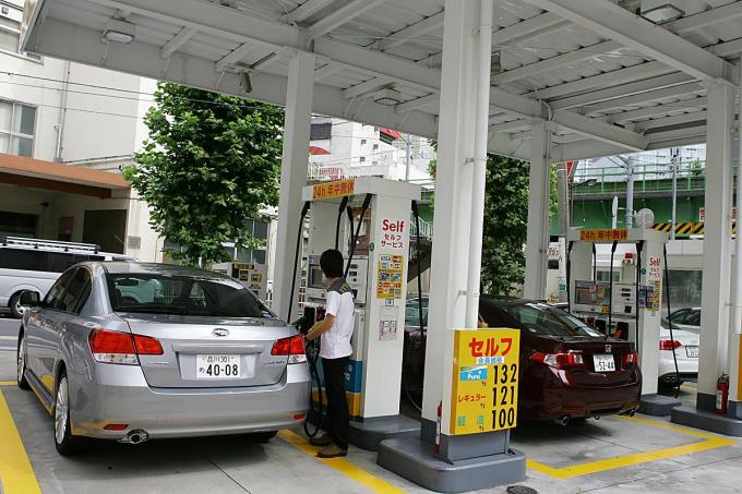 疑問 セルフスタンドでガソリンをギリギリまで入れるのはng 自動車情報 ニュース Web Cartop 疑問 セルフスタンドでガソリンをギリギリまで入れるのはng 自動車情報 ニュース Web Cartop