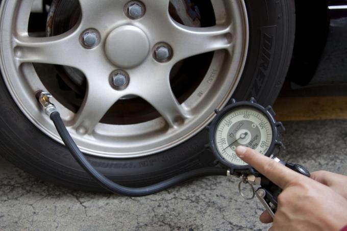 今さら聞けない クルマ好きのいうタイヤの温間 冷間って何 自動車情報 ニュース Web Cartop