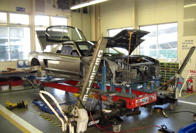 疑問 板金できないと言われるアルミボディの凹みなどはどうやって直す 自動車情報 ニュース Web Cartop