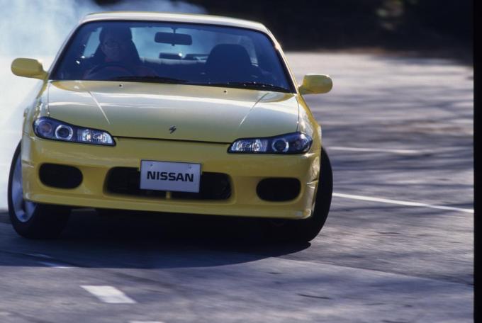 ニッポンの名車 ボディの小型化で軽快さを取り戻した日産s15型シルビア 自動車情報 ニュース Web Cartop 2ページ目