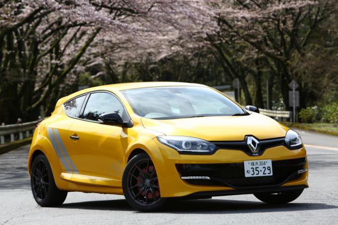 試乗 ルノー メガーヌr S 最後の限定車が見せたffの常識を打ち破る走り 自動車情報 ニュース Web Cartop 2ページ目