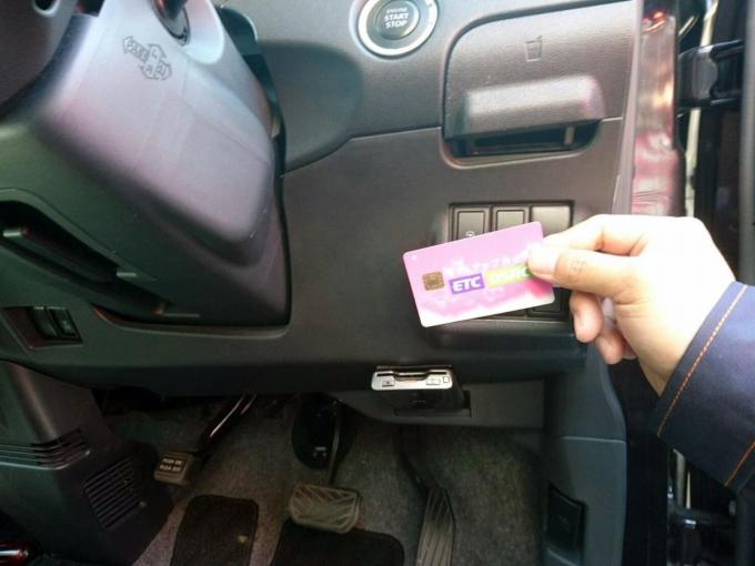 軽自動車に白ナンバーを装着 料金所の認識や数々の疑問をチェックした 自動車情報 ニュース Web Cartop 軽自動車に白ナンバーを装着 料金所の認識や数々の疑問をチェックした 自動車情報 ニュース Web Cartop
