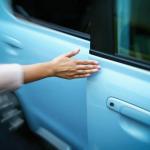 今さら聞けない 深夜の住宅街などでクルマのドアを静かに閉める方法は 自動車情報 ニュース Web Cartop 今さら聞けない 深夜の住宅街などでクルマのドアを静かに閉める方法は 自動車情報 ニュース Web Cartop