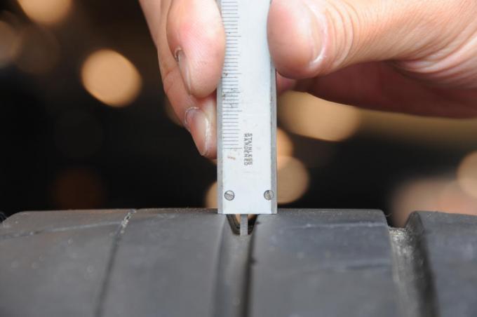 今さら聞けない タイヤ交換は4本まとめて行ったほうがいい 自動車情報 ニュース Web Cartop