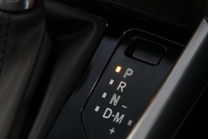疑問 乗車中のドアロックは必要か 自動車情報 ニュース Web Cartop 疑問 乗車中のドアロックは必要か 自動車情報 ニュース Web Cartop