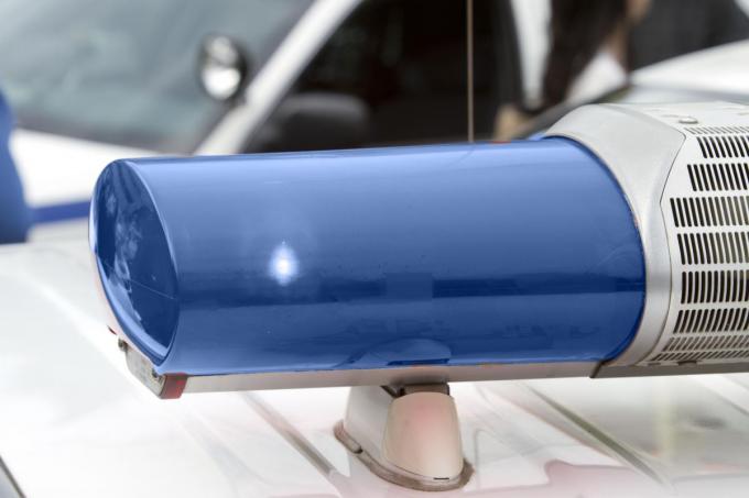 意外と知らない 赤 青 緑 黄 紫など回転灯の色の意味とは 自動車情報 ニュース Web Cartop