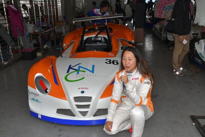 女性だけの本格レースシリーズ 競争女子 が面白い 自動車情報 ニュース Web Cartop 女性だけの本格レースシリーズ 競争女子 が面白い 自動車情報 ニュース Web Cartop
