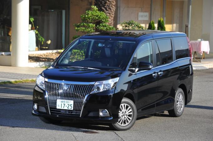 規制廃止で車種は自由でも個人タクシーでクラウンが人気の理由とは 自動車情報 ニュース Web Cartop