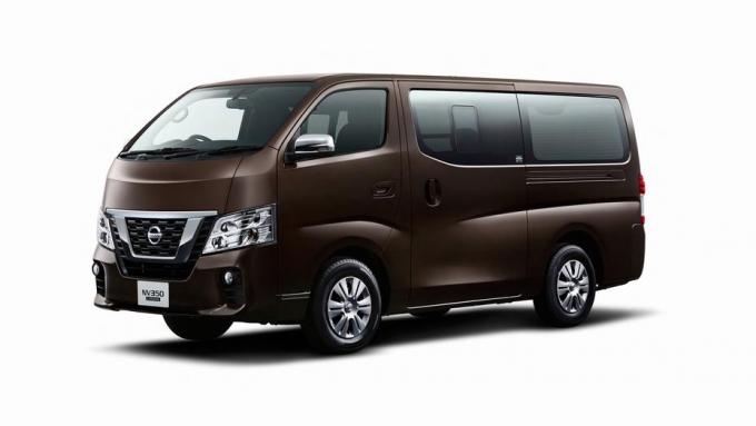 夏にマイナーチェンジの 日産nv350キャラバン 外観を一足先に公開 自動車情報 ニュース Web Cartop