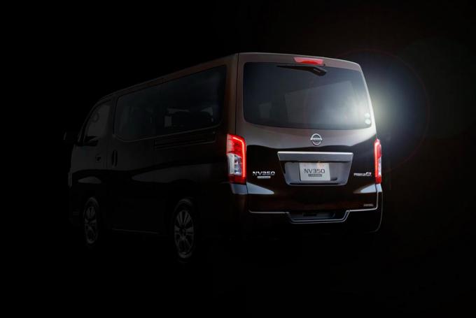 夏にマイナーチェンジの 日産nv350キャラバン 外観を一足先に公開 自動車情報 ニュース Web Cartop