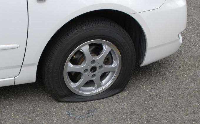 【疑問】タイヤはパンク修理をすればそのまま使い続けて問題ない？