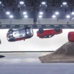 【画像】ジャガーの小型SUV「E-PACE」が世界初公開！　ロングジャンプのギネス世界記録を樹立 〜 画像28