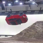 【画像】ジャガーの小型SUV「E-PACE」が世界初公開！　ロングジャンプのギネス世界記録を樹立 〜 画像2