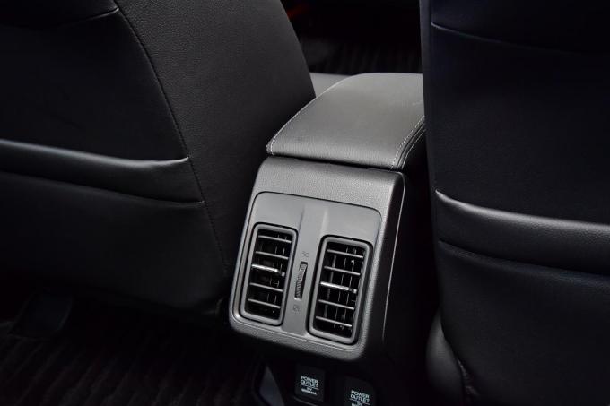 試乗 フィットのセダン版にあらず ホンダ グレイスmcに乗ってわかった別モノの走り 自動車情報 ニュース Web Cartop 試乗 フィットのセダン版にあらず ホンダ グレイスmcに乗ってわかった別モノの走り 自動車情報 ニュース Web Cartop