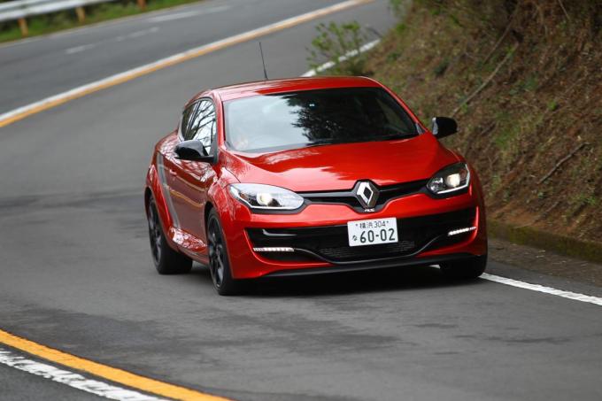 デイライトの意味とは 車検への対応や交通事故にも効果的な装備を解説 自動車情報 ニュース Web Cartop