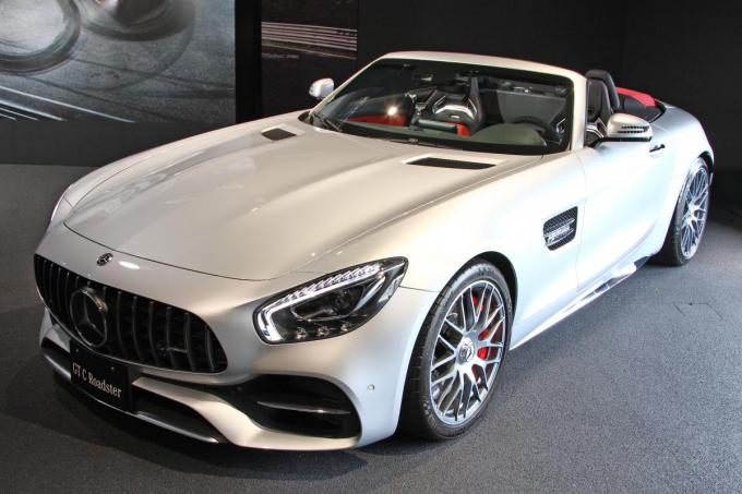 メルセデスamgが50周年 Amg Gtロードスターが日本デビュー 自動車情報 ニュース Web Cartop メルセデスamgが50周年 Amg Gtロードスターが日本デビュー 自動車情報 ニュース Web Cartop