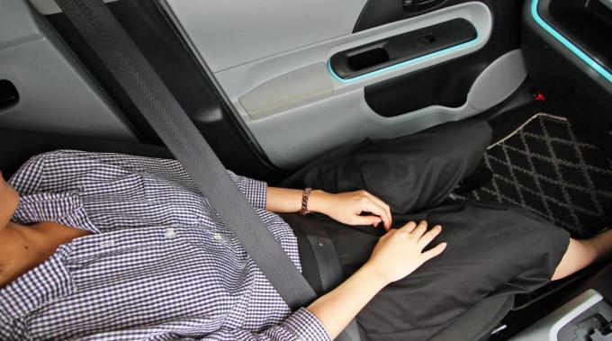 渋滞中によく見かける危険なクルマの乗り方とは 自動車情報 ニュース Web Cartop 渋滞中によく見かける危険なクルマの乗り方とは 自動車情報 ニュース Web Cartop