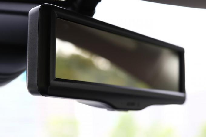噂の真相 荷物で塞がりルームミラーで後ろが見えなくても違反じゃない 自動車情報 ニュース Web Cartop 噂の真相 荷物で塞がりルームミラーで後ろが見えなくても違反じゃない 自動車情報 ニュース Web Cartop