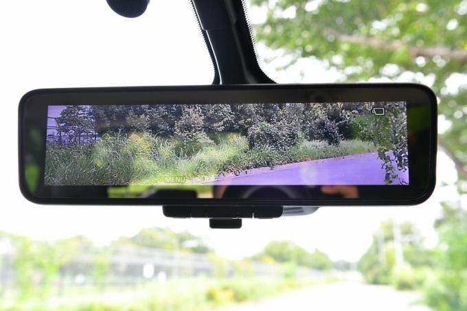 噂の真相 荷物で塞がりルームミラーで後ろが見えなくても違反じゃない 自動車情報 ニュース Web Cartop 噂の真相 荷物で塞がりルームミラーで後ろが見えなくても違反じゃない 自動車情報 ニュース Web Cartop