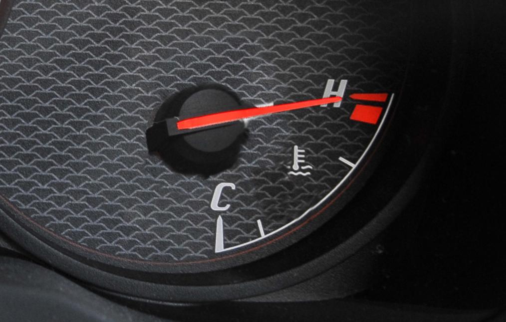 現代のクルマでも起こりうるオーバーヒート 対処法とは 自動車情報 ニュース Web Cartop 現代のクルマでも起こりうるオーバーヒート 対処法とは 自動車情報 ニュース Web Cartop