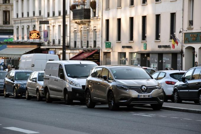 ヨーロッパでは縦列駐車時にバンパーをぶつけるのが当たり前ってホント? 自動車情報・ニュース WEB CARTOP