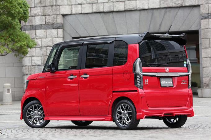 大好評の新型ホンダn Boxをファミリーカーで終わらせない 無限仕様の攻めっぷり 自動車情報 ニュース Web Cartop 大好評の新型ホンダn Boxをファミリーカーで終わらせない 無限仕様の攻めっぷり 自動車情報 ニュース Web Cartop
