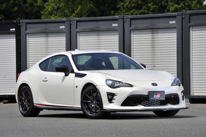 試乗 やりすぎない仕上がりのトヨタ 86 Gr は大人のスポーツ 自動車情報 ニュース Web Cartop 試乗 やりすぎない仕上がりのトヨタ 86 Gr は大人のスポーツ 自動車情報 ニュース Web Cartop