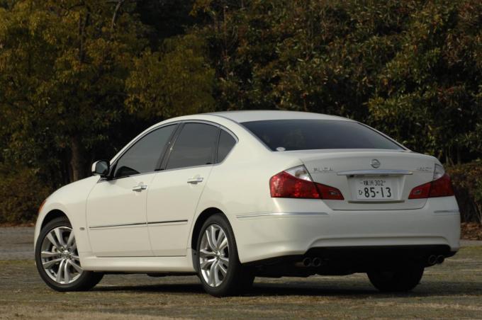 新車時の10分の1 激安でも高級感満点の国産中古車3選 自動車情報 ニュース Web Cartop