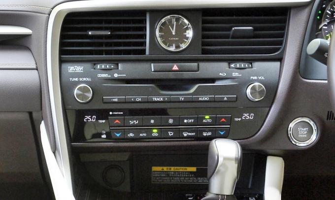 0万円のホイールに1000万円のオーディオまで 自動車の超高額アイテムが凄い 自動車情報 ニュース Web Cartop 0万円のホイールに1000万円のオーディオまで 自動車の超高額アイテムが凄い 自動車情報 ニュース Web Cartop