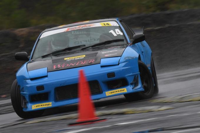 【2017ドリフトマッスル第5戦】台風直撃の最終戦日光で前田翼が自身初のタイトル獲得!