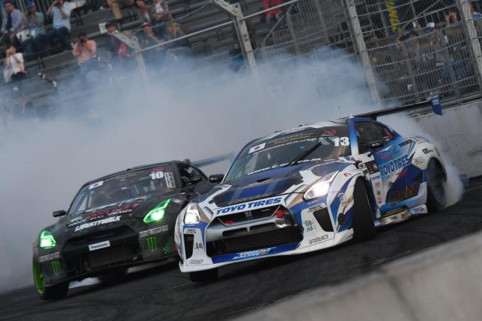 FIA公式のドリフト世界一決定戦! R35GT-R同士の決勝にてレグ1勝者は川畑真人に