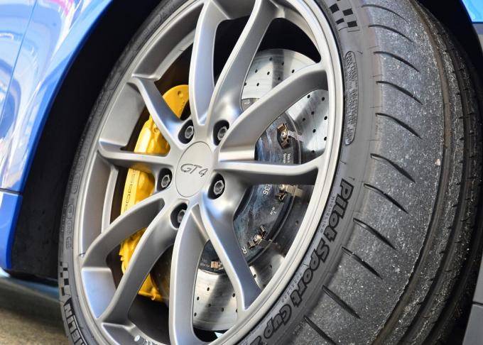 0万円のホイールに1000万円のオーディオまで 自動車の超高額アイテムが凄い 自動車情報 ニュース Web Cartop