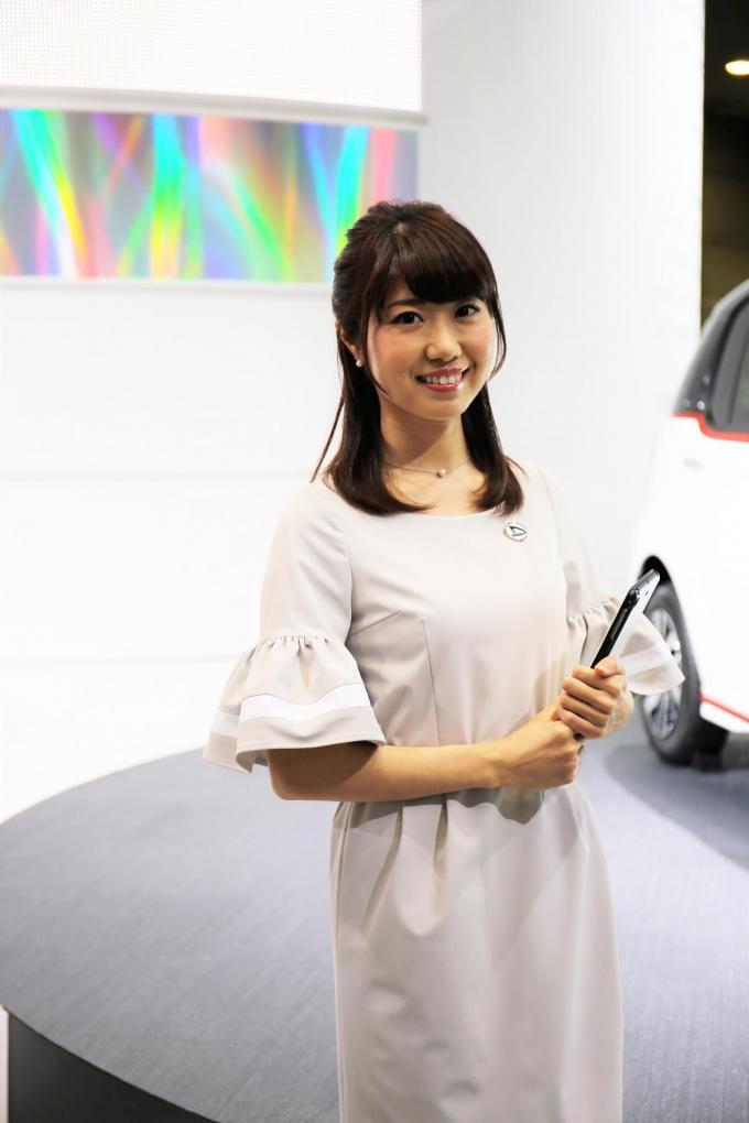 画像ギャラリー 東京モーターショー17コンパニオン画像集 ダイハツ編 画像6 自動車情報 ニュース Web Cartop 画像ギャラリー 東京モーターショー17コンパニオン画像集 ダイハツ編 画像6 自動車情報 ニュース Web Cartop