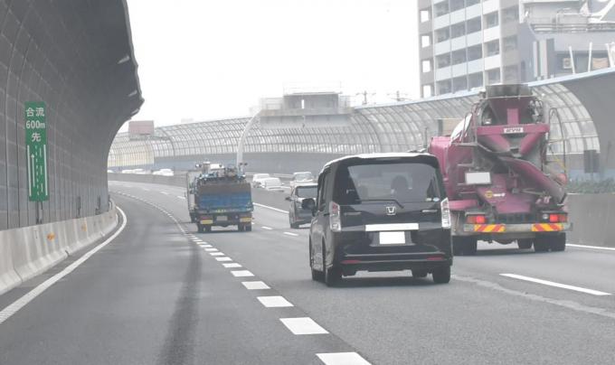 高速の「長い合流車線」の早め合流はNG! 目一杯走ったほうが渋滞緩和になる