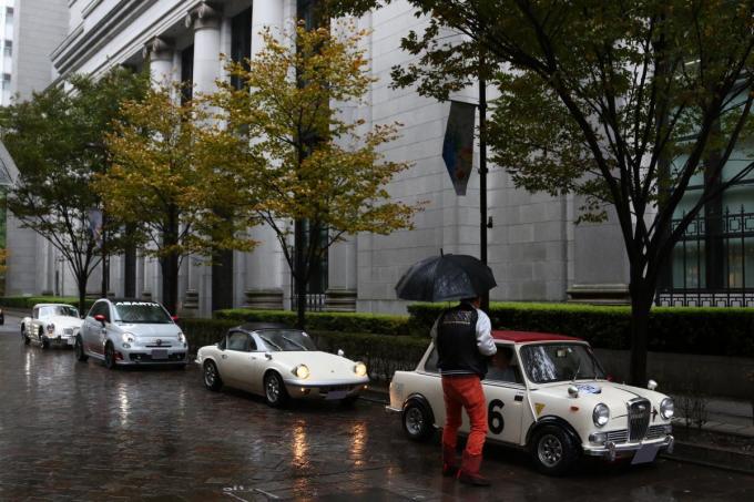 東京都心を名車がジャック！　台風にも負けず「晴海Autumn Festival」に約60台が集結