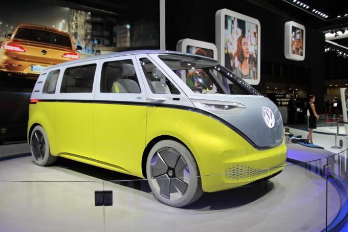 オリジナルのワーゲンバスファンを唸らせたVWのEV「I.D.BUZZ」のこだわりが凄い！